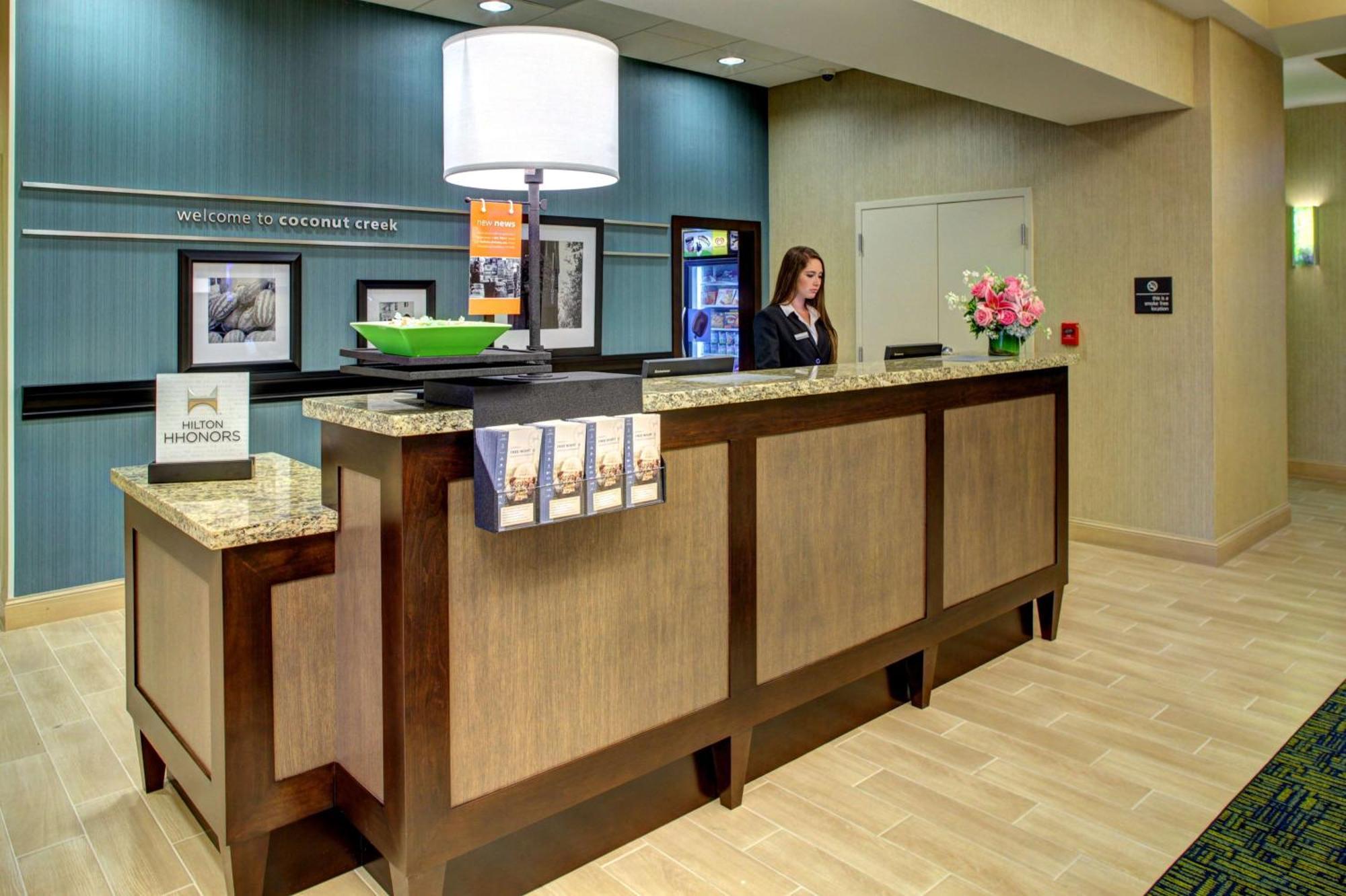 Hampton Inn And Suites Coconut Creek West Dixie Bend Exteriör bild